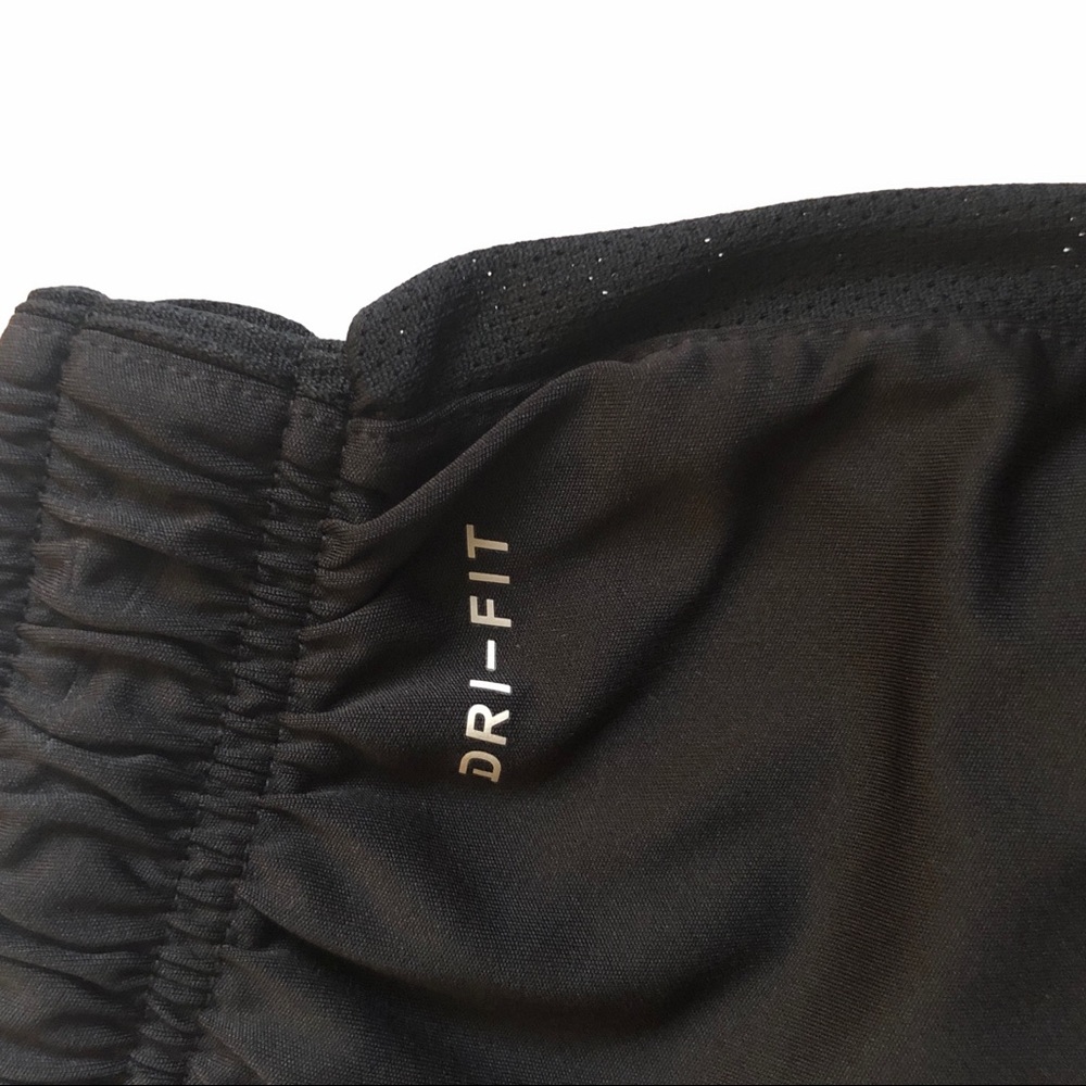 Nike athletic shorts - Picture 6 of 6